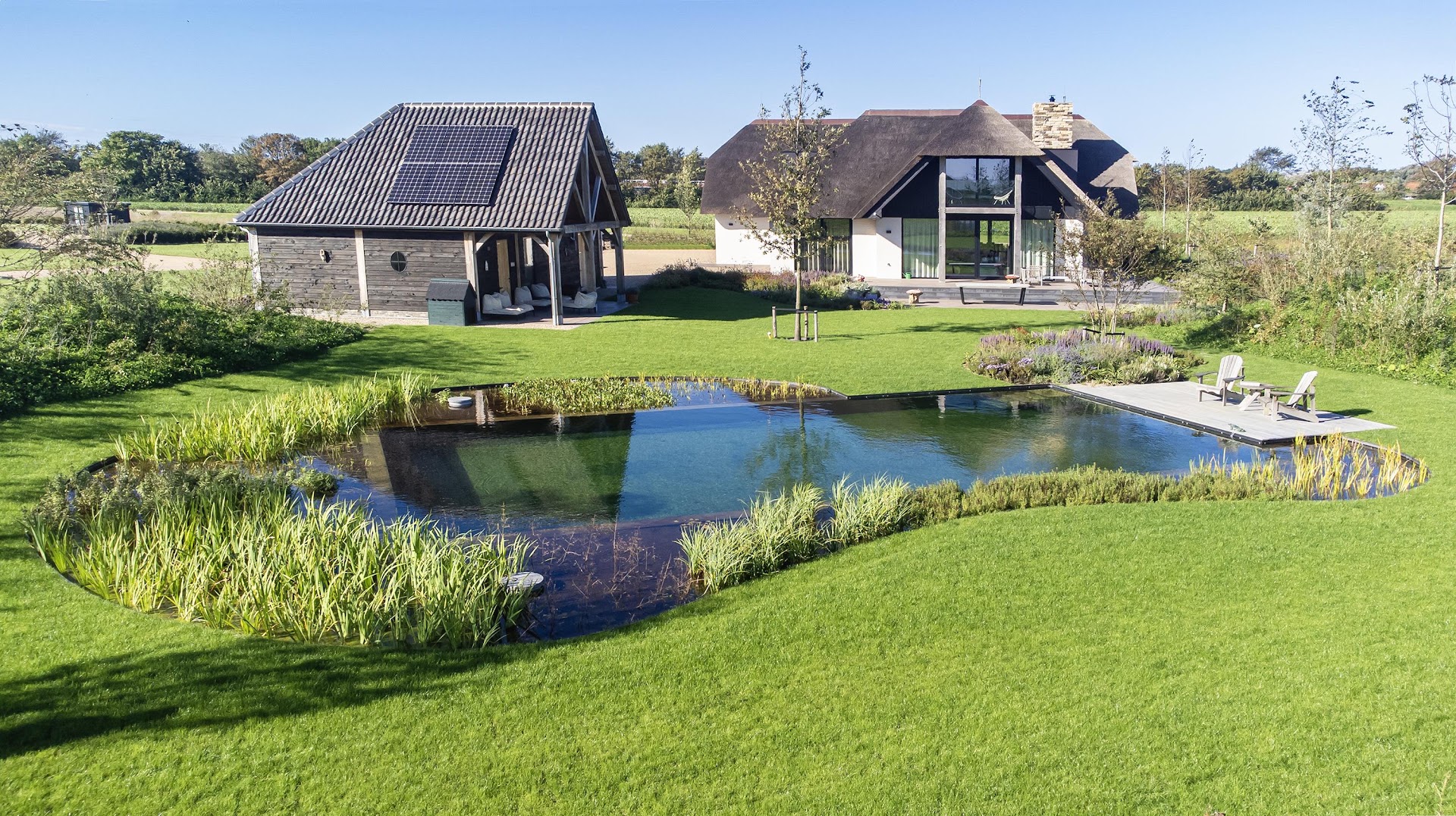 Foto van Dhaenens Pools & Gardens in Kaprijke, Zwembadbouwer (foto 3)