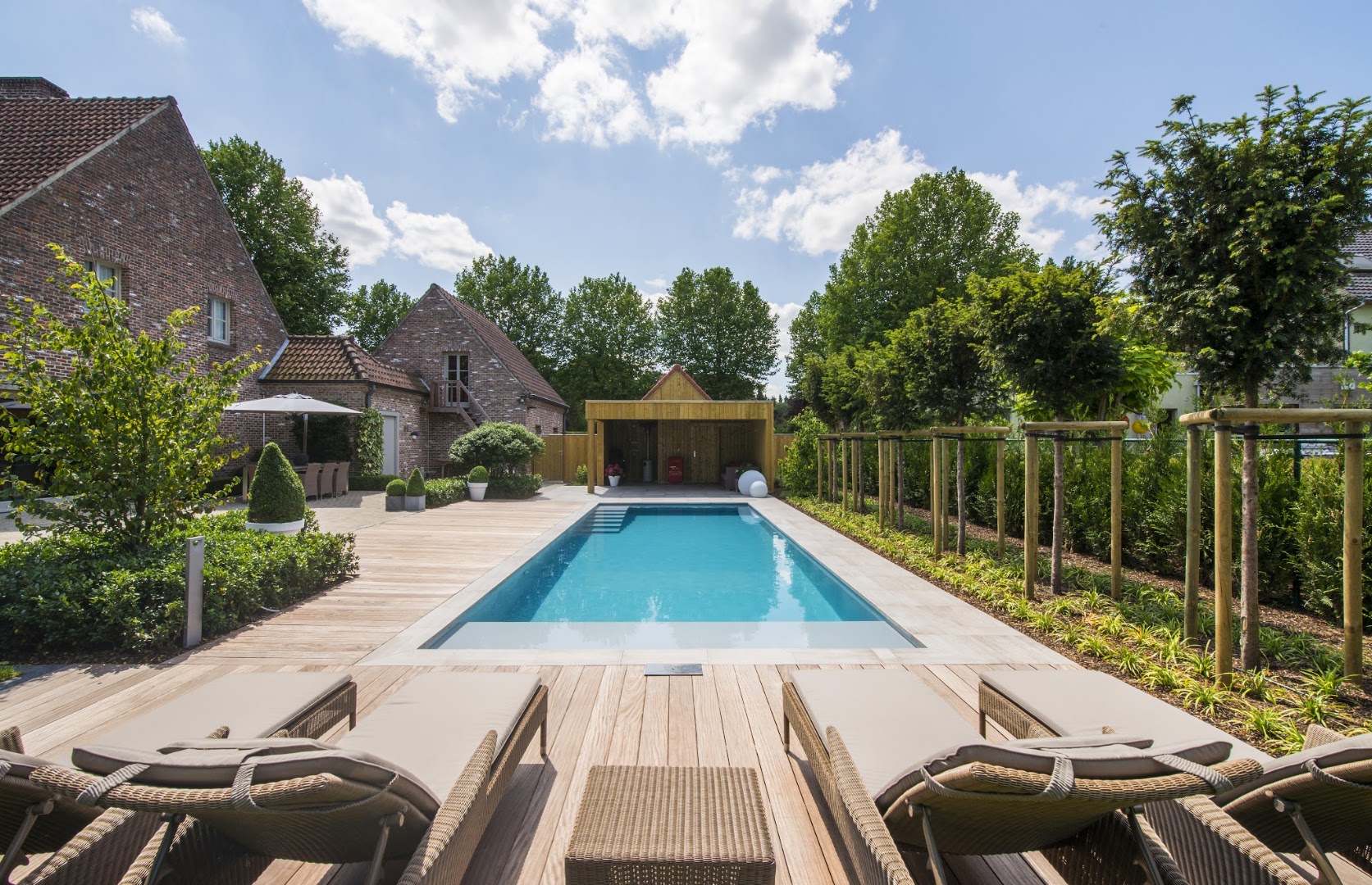 Foto van Zwembaden Le Bain D'or | Zwembadbouw & Zwembadaanleg in Bree, Zwembadbouwer (foto 1)
