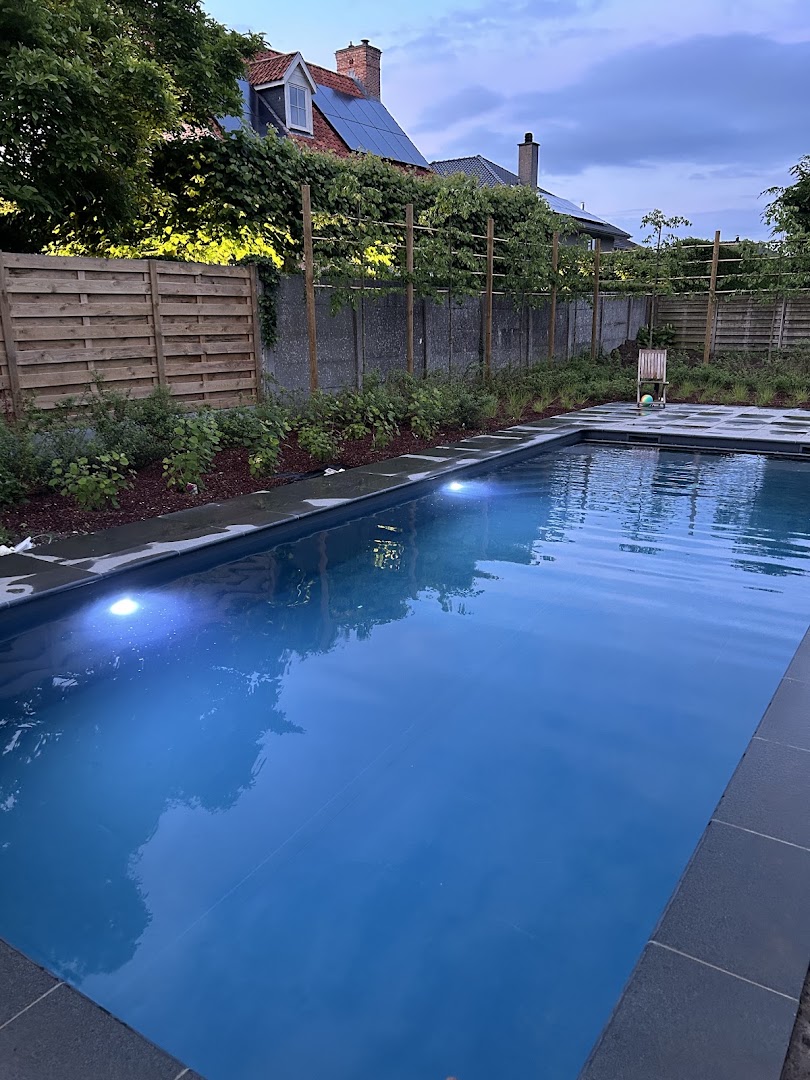 Foto van ADBV-POOLS in Herenthout, Zwembadbouwer (foto 1)