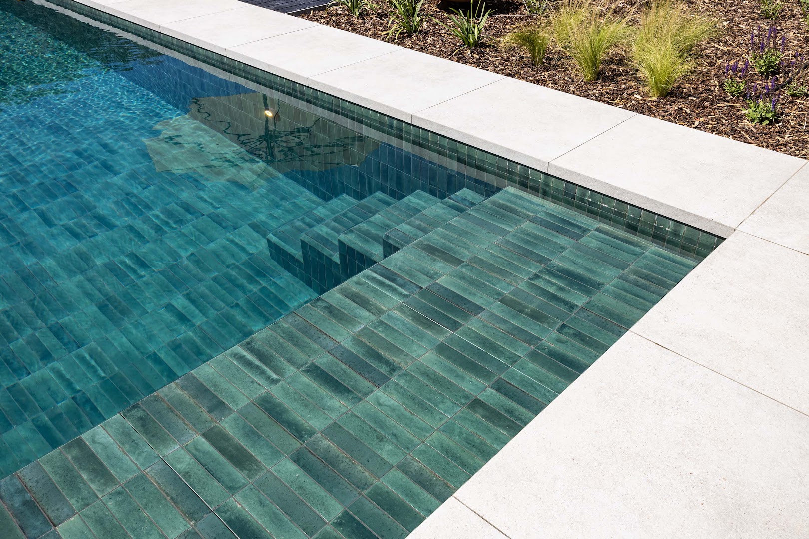 Foto van PT Pools in Zele, Zwembadbouwer (foto 3)