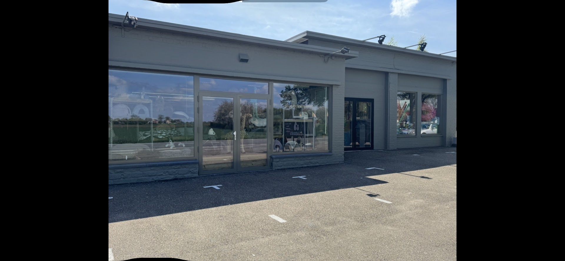 Foto van Steegske in Riemst, Vijverbenodigdheden (foto 1)