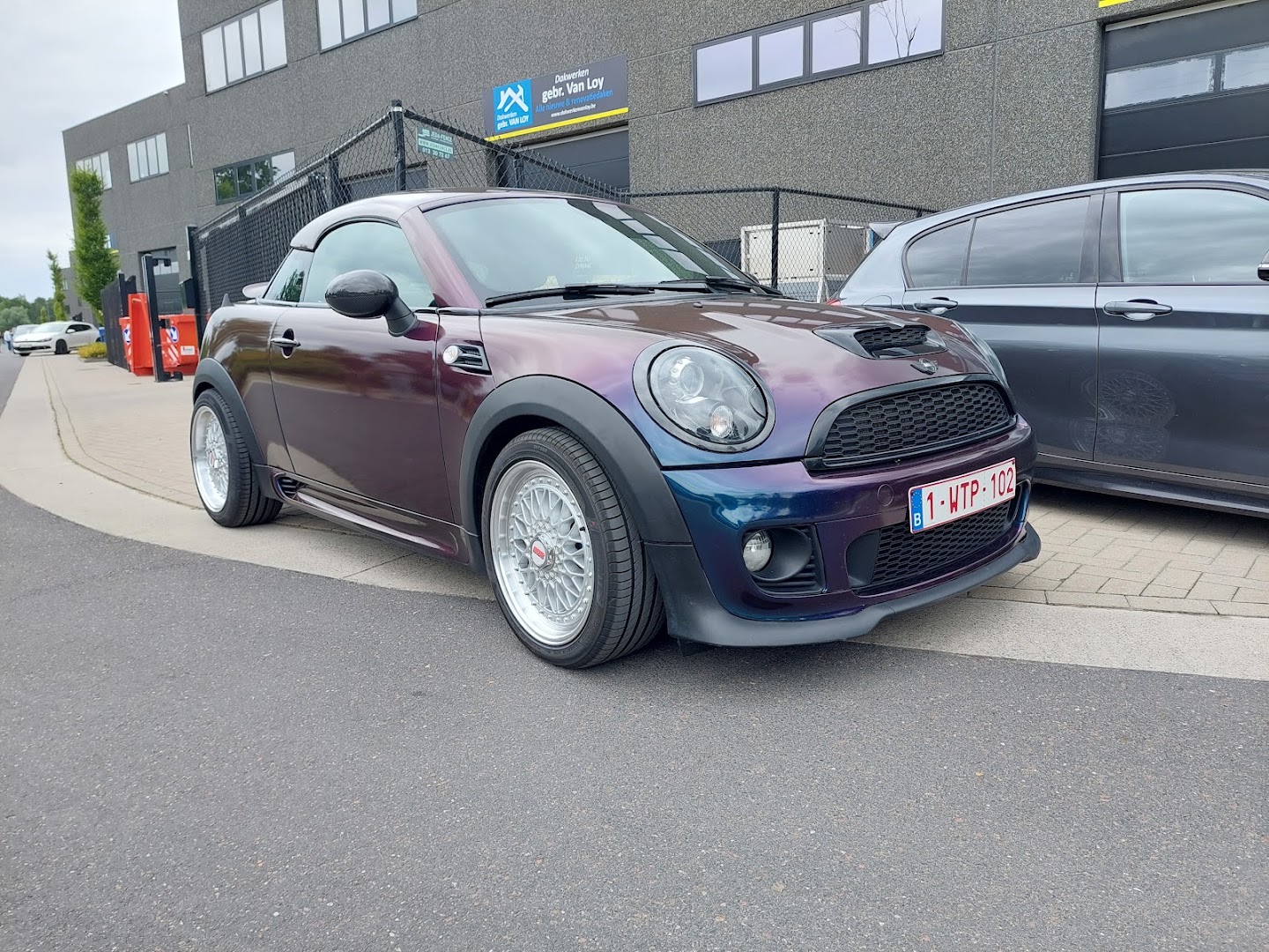 Foto van D-Max Magazijn in Hulshout, Reparatieservice voor zwembaden (foto 3)
