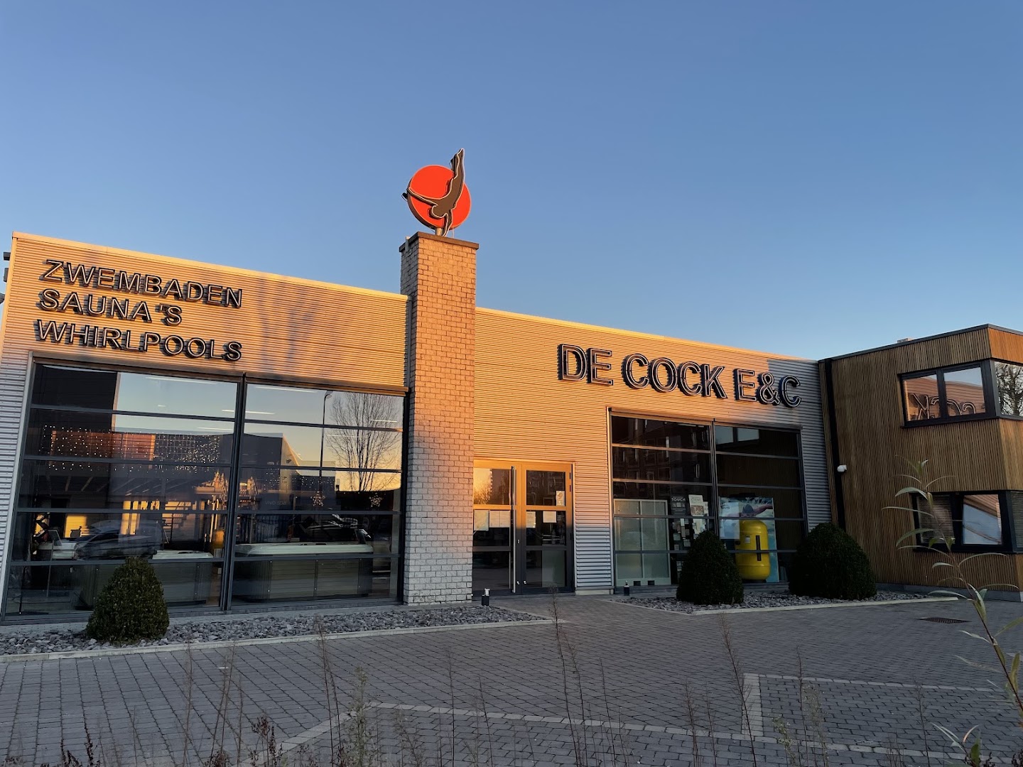 Foto van De Cock E & C in Hasselt, Aannemer voor zwembad (foto 1)