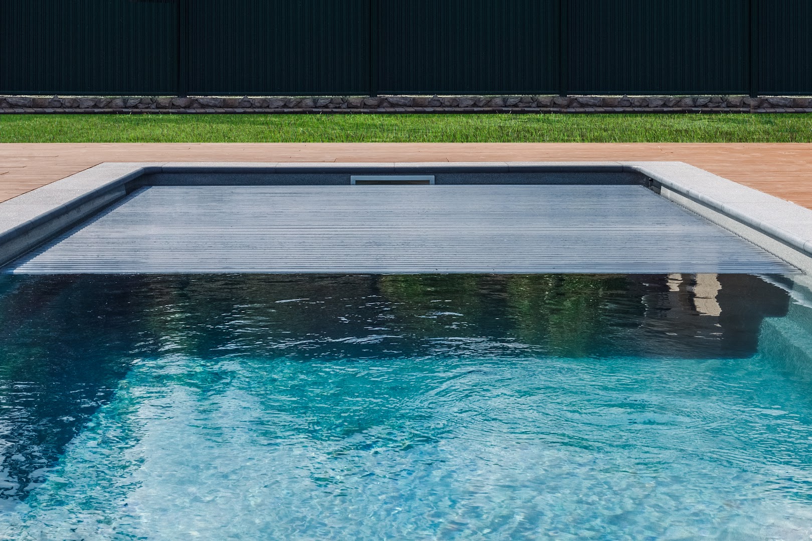 Foto van Aqualexx Swimmingpools, Zwembadbouwer (foto 1)