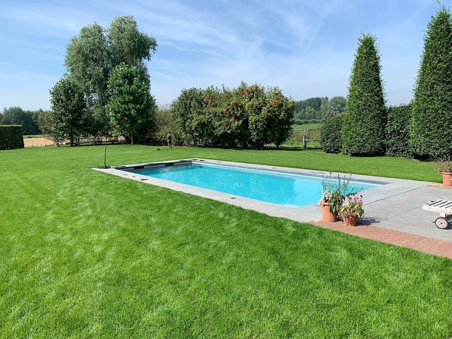 Foto van Aqua-Exclusive in Destelbergen, Zwembadbouwer (foto 1)