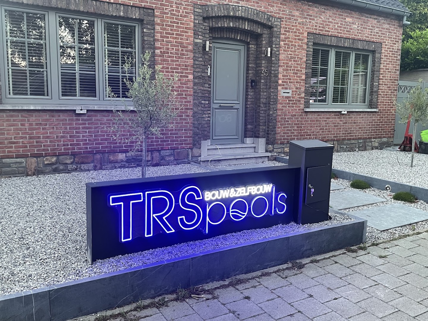 Foto van TRS-Pools in Puurs-Sint-Amands, Zwembadenwinkel (foto 1)