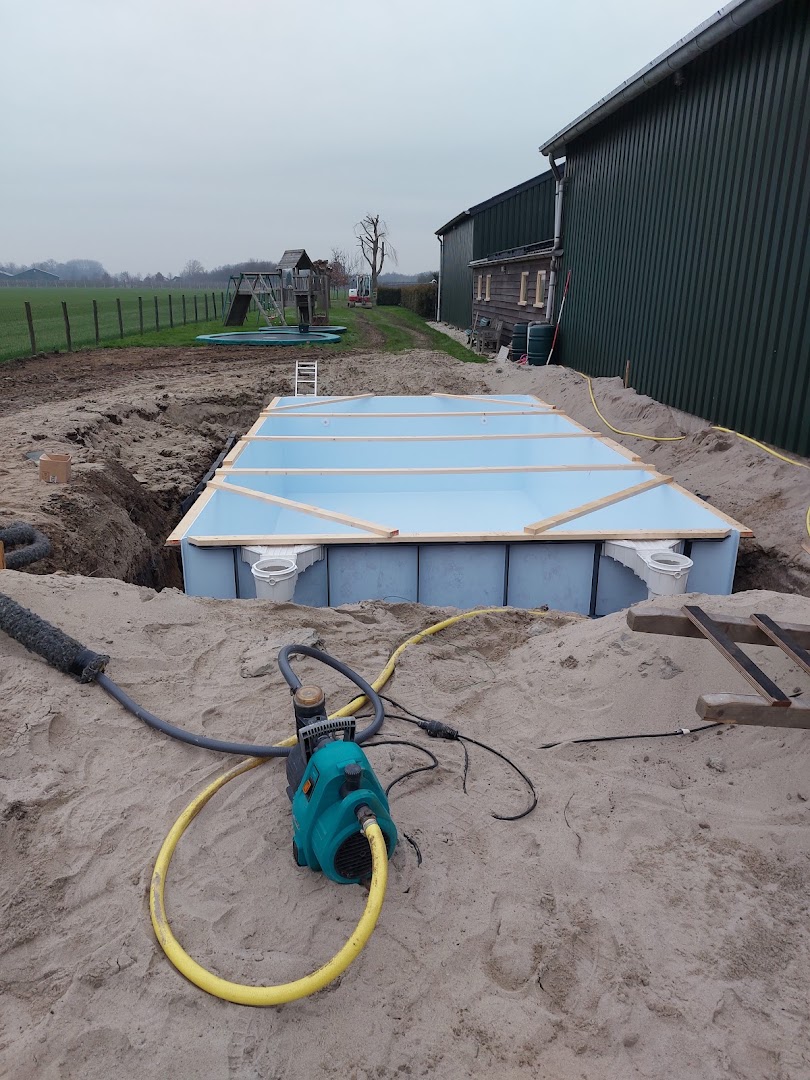 Foto van Veerman Zwembaden in Schijf, Zwembadbouwer (foto 3)