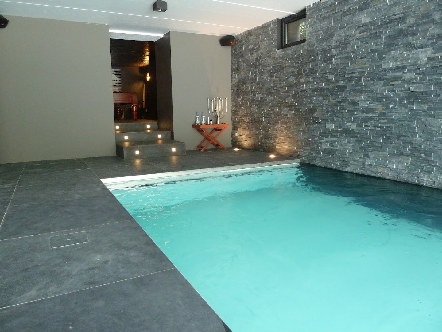 Foto van Poolplus in Haacht, Zwembaden en wellness (foto 3)