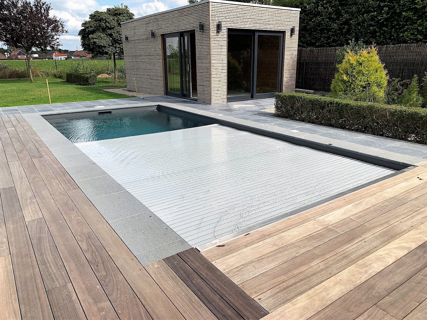 Foto van Blue Heaven Pools & spas in Tournai, Aannemer voor zwembad (foto 2)
