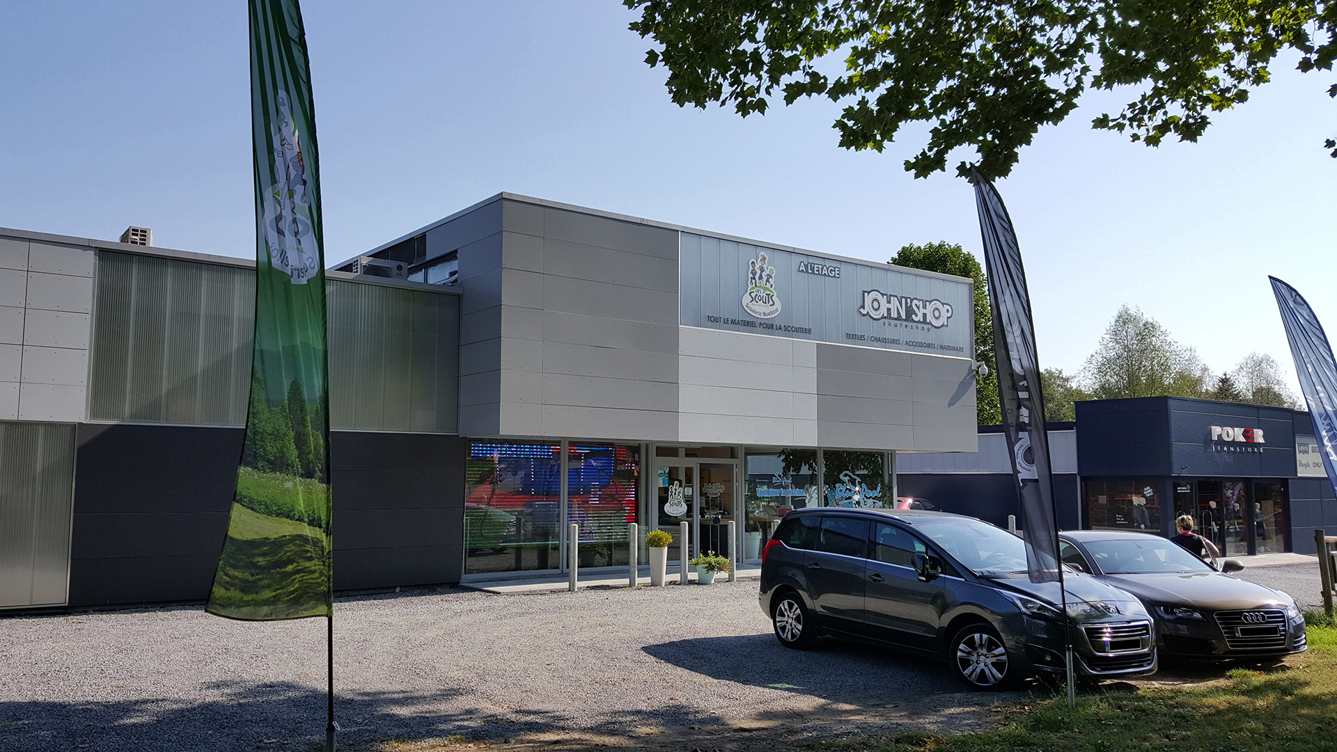 Foto van Jdl & Co in Nivelles, Zwembadenwinkel (foto 2)