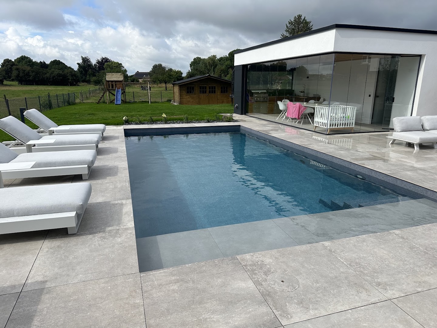 Foto van JLC Piscines et Wellness in Theux, Aannemer voor zwembad (foto 1)