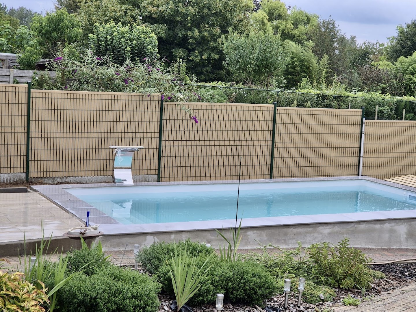 Foto van Solutions Piscines - Constructeur De Piscines, Aannemer voor zwembad (foto 3)