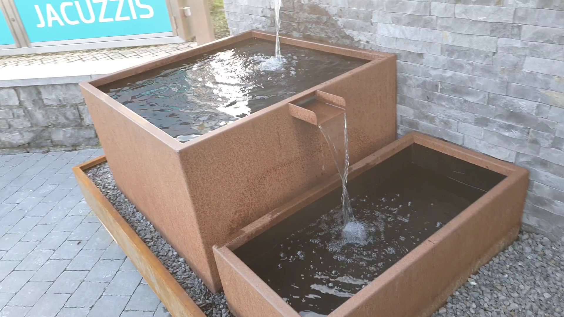 Foto van De fil et d'eau in Vise, Aannemer voor zwembad (foto 2)