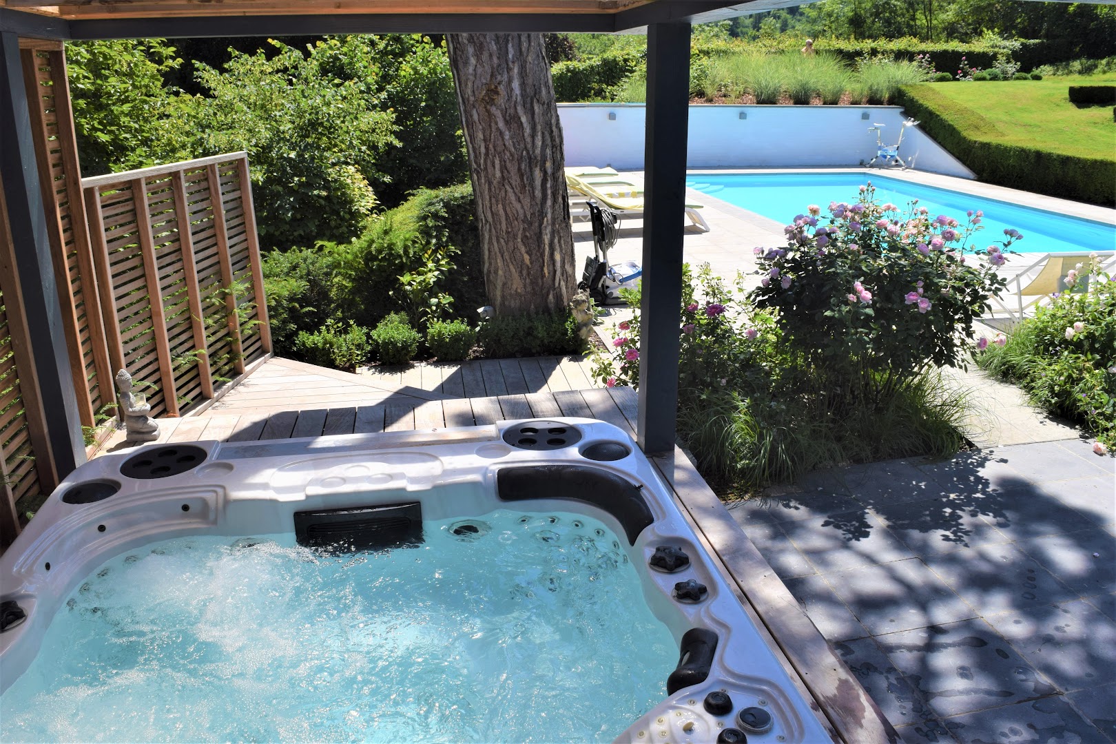 Foto van Ma piscine Sprl in Rochefort, Aannemer voor zwembad (foto 2)
