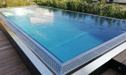 Foto van Ferronnerie Nicolas et Piscines Inox in Sint-Pieters-Leeuw, Aannemer voor zwembad (foto 1)