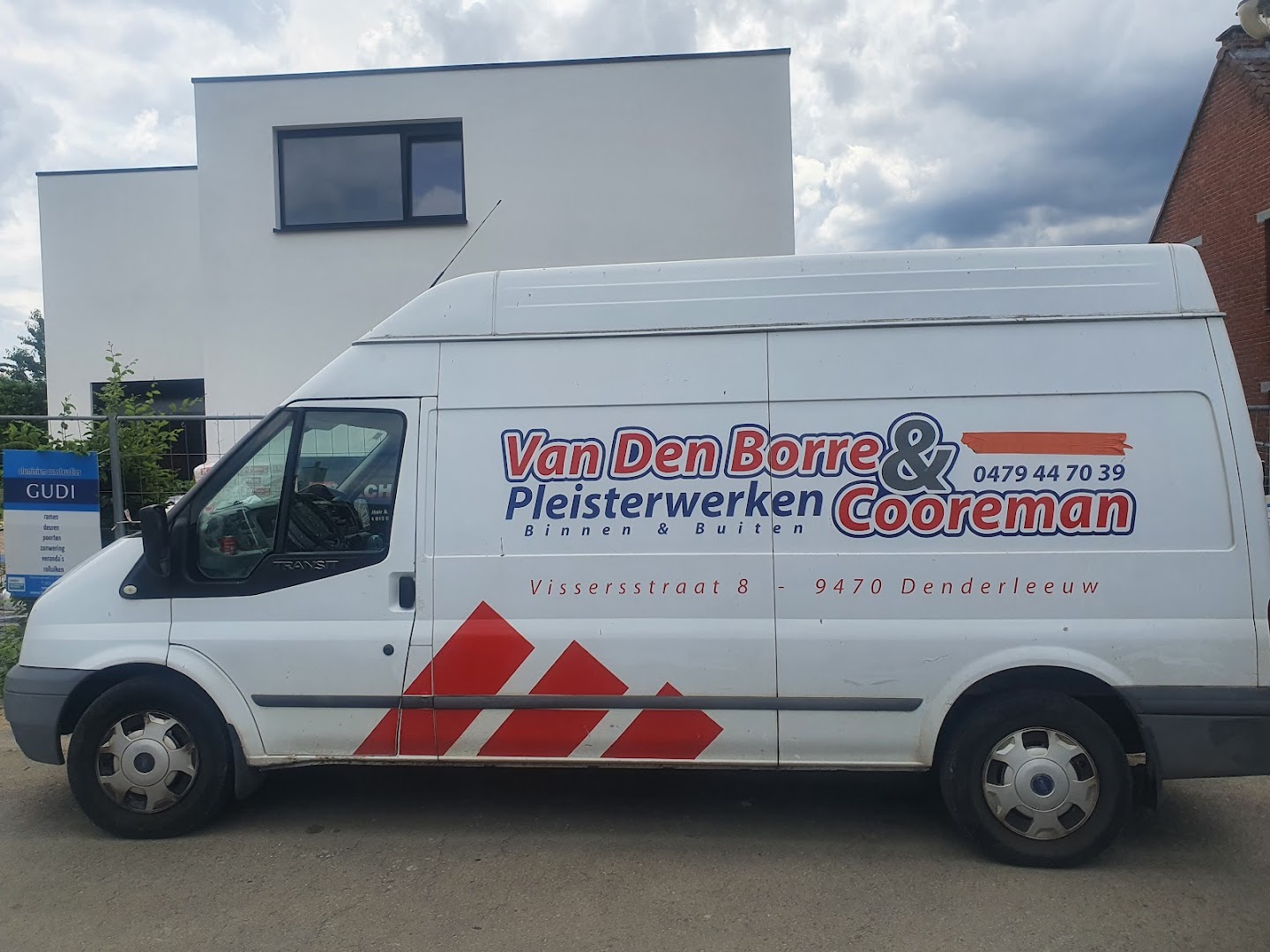 Foto van VdBorre-Cooreman plakwerken in Aalst — Stukadoorsbedrijf (foto 3)