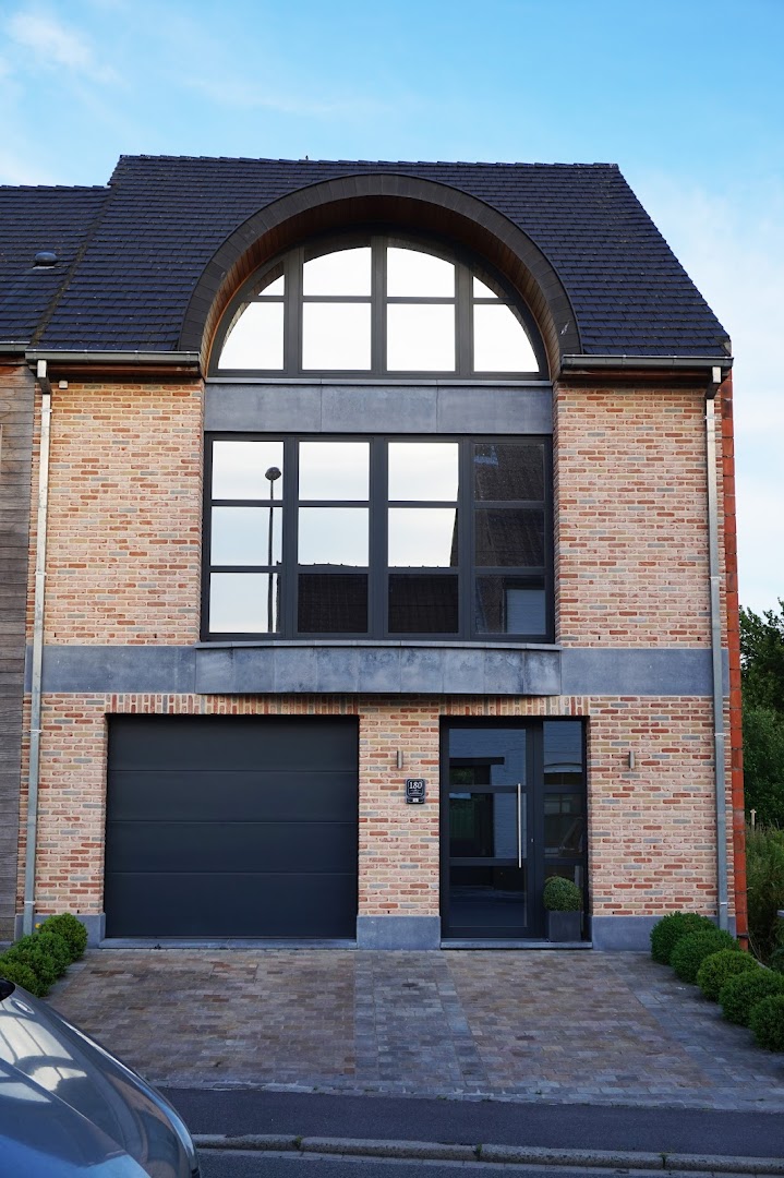 Foto van K&D Projects bvba - Pleisterwerken, Opritten & Terrassen, Algemene Bouwwerken in Denderleeuw — Bouwbedrijf (foto 2)