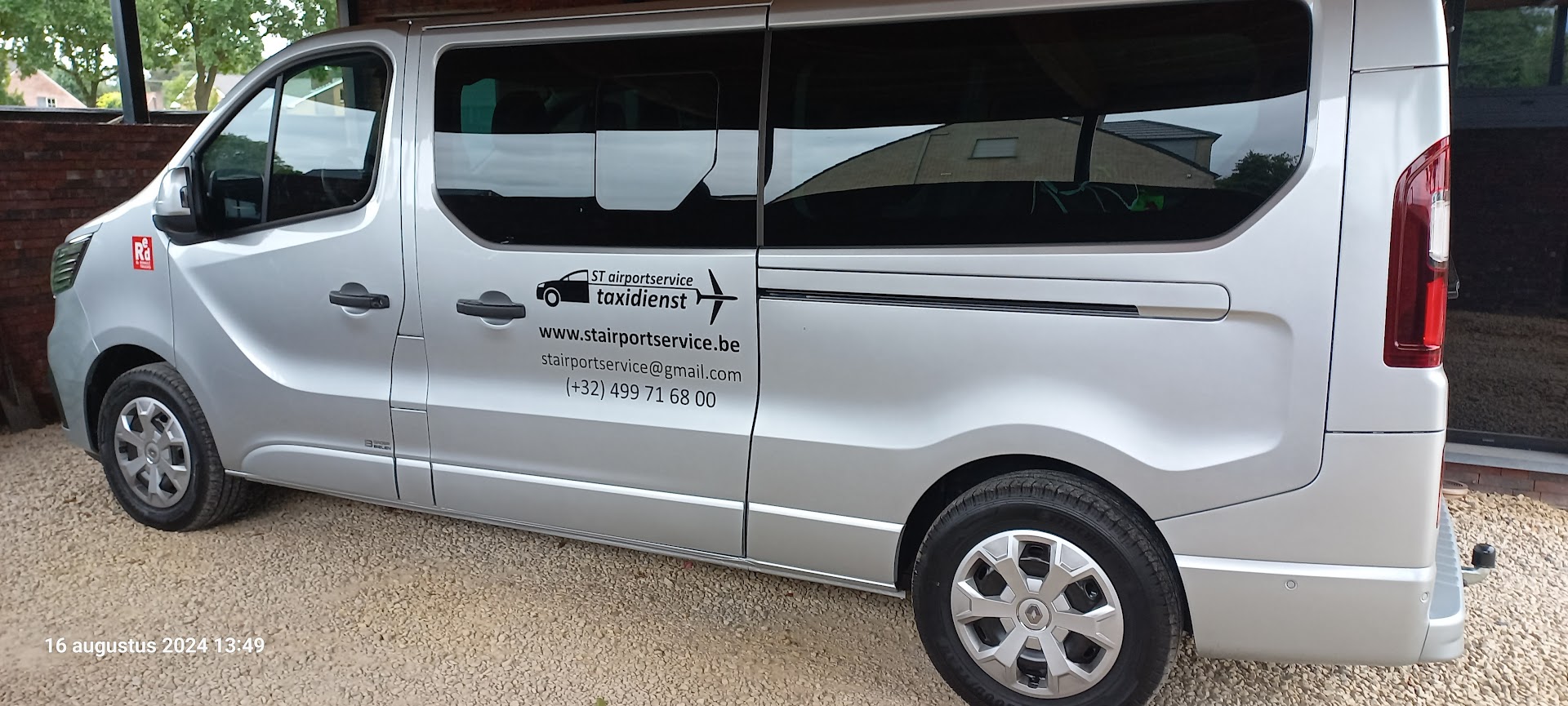 Foto van Taxi en luchthavenvervoer ST airportservice in Beringen — Taxibedrijf (foto 2)