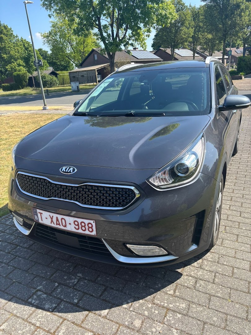 Foto van Taxi Azla in Pelt — Taxibedrijf (foto 2)