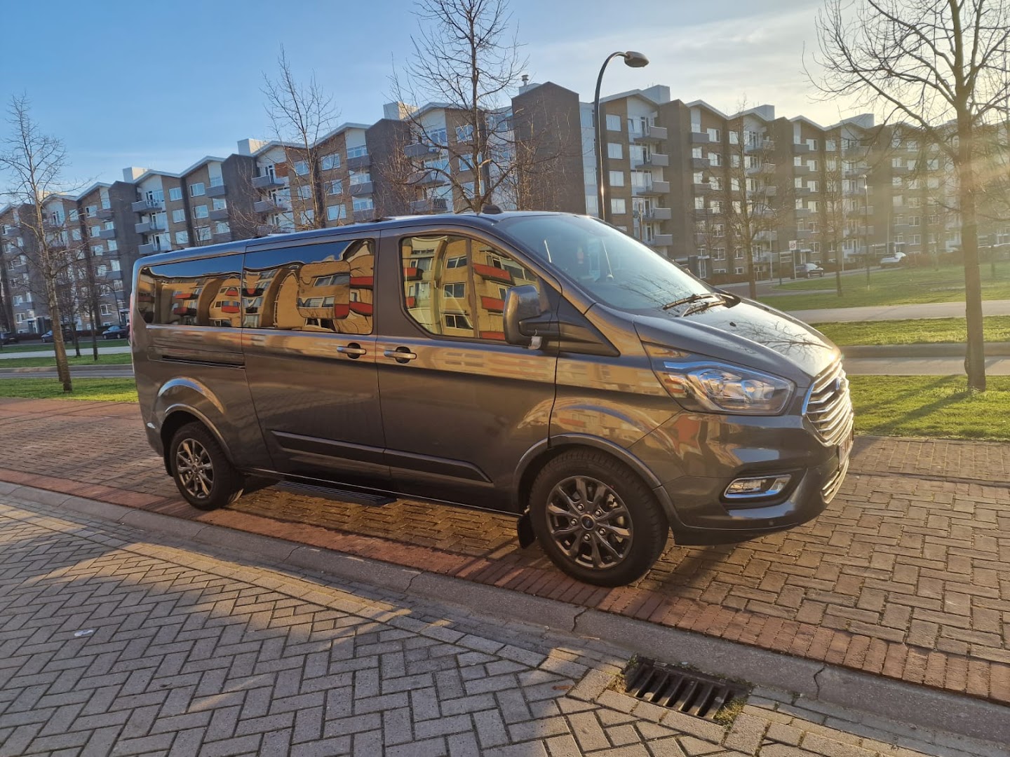 Foto van Taxi Bilzen| 24/7 Service: Zakelijk-Particulier -VIP- Airport in Bilzen-Hoeselt — Taxibedrijf (foto 2)
