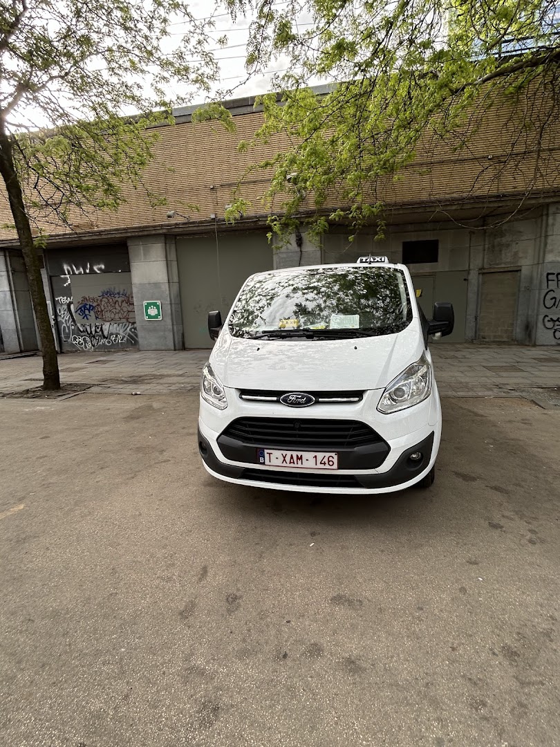 Foto van AA-TAX KEMPEN in Herselt — Vervoer (foto 2)