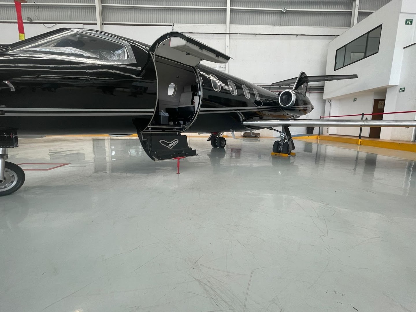 Foto van Langley Aviation in Miami — Luchtvaartadviseur