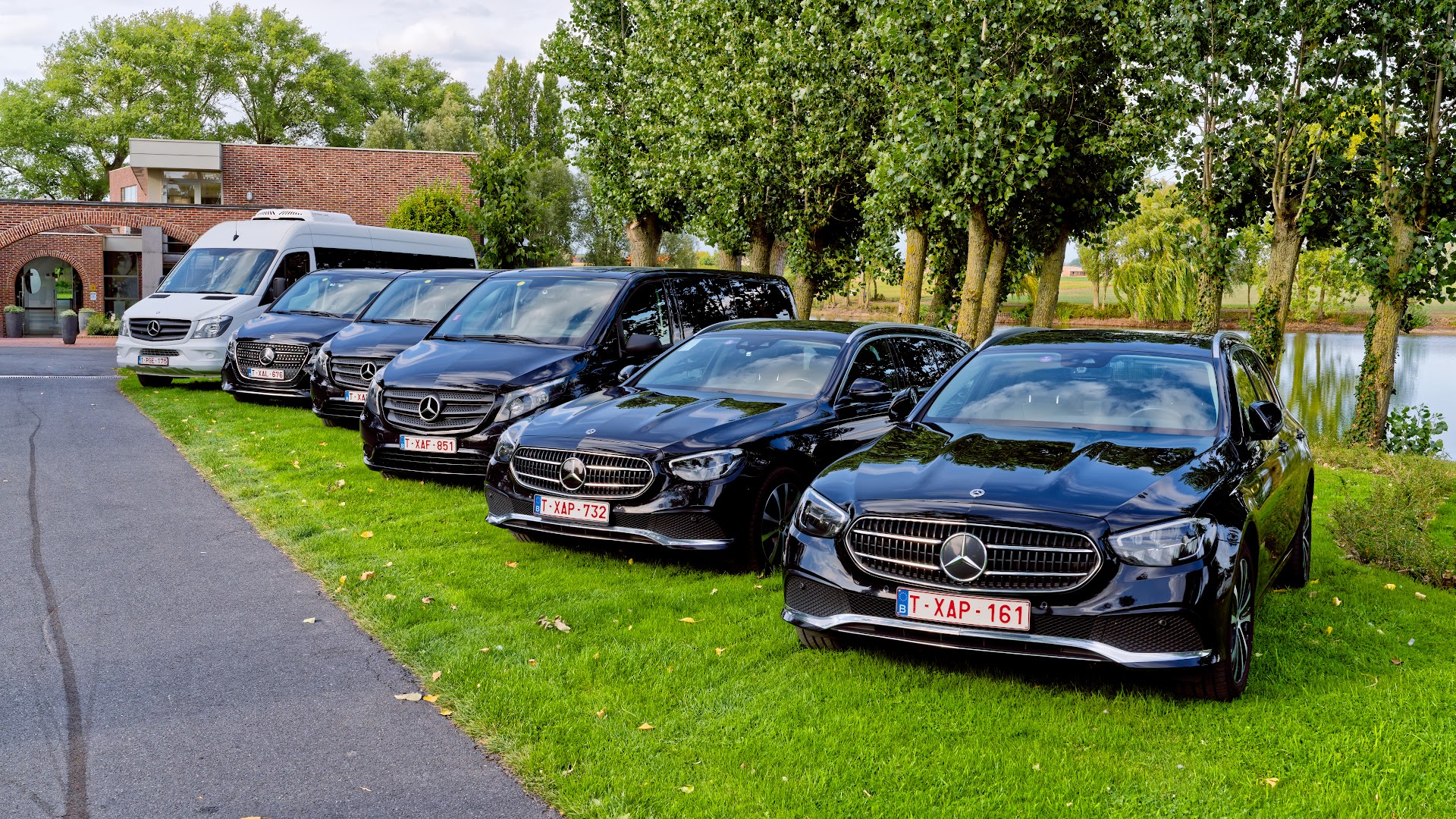 Foto van LUCHTHAVENVERVOER | TAXI VANDEWALLE (VDW) BV in Kortemark — Pendeldienst naar luchthaven