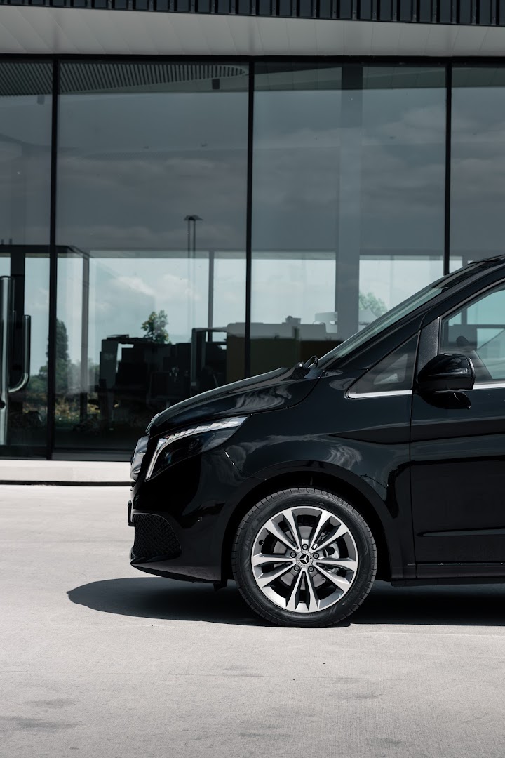 Foto van VANTR - Chauffeur & Shuttle Services — Vervoer (foto 3)