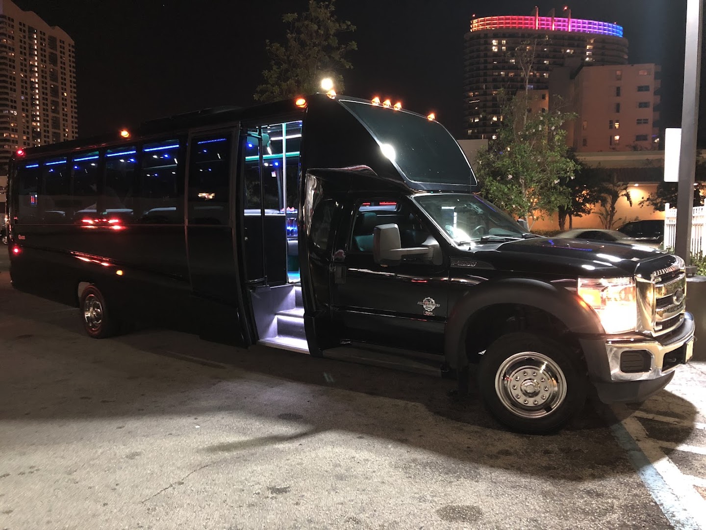 Foto van Miami Shuttle Van — Pendeldienst naar luchthaven