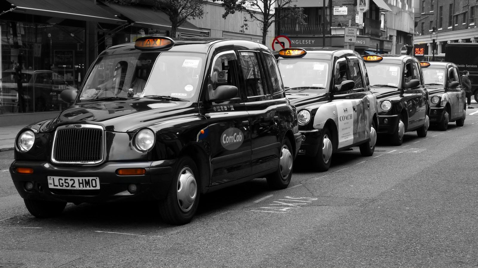 Foto van ComforTaxi Sami Vilvoorde in Machelen — Vervoer (foto 2)