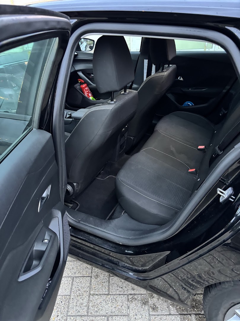 Foto van Comfy Ride Taxi-Landen in Landen — Taxibedrijf (foto 2)