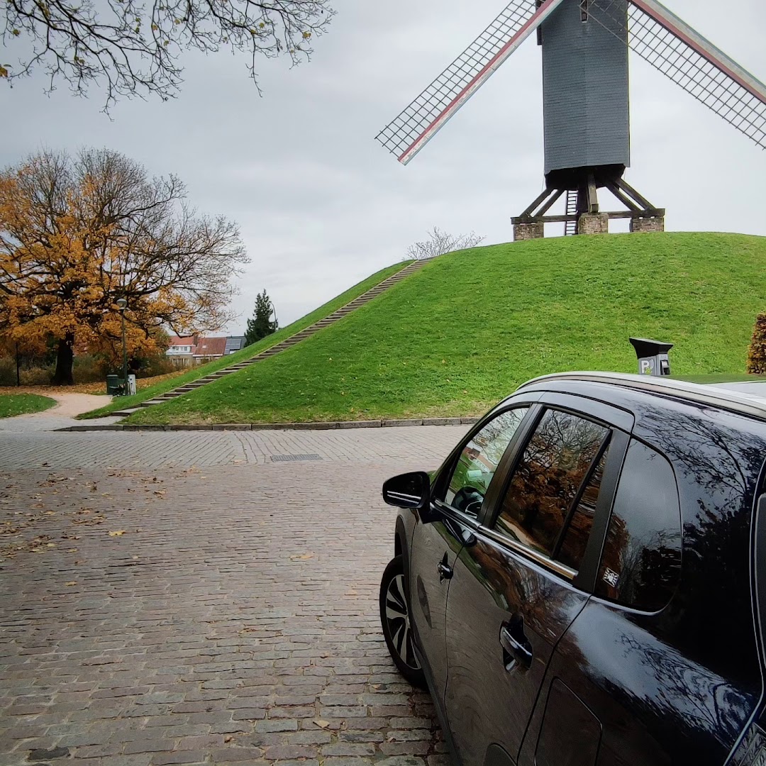 Foto van Taxi Soufi Turnhout (Taxi Service - Airport Shuttle Service) in Turnhout — Pendeldienst naar luchthaven (foto 2)
