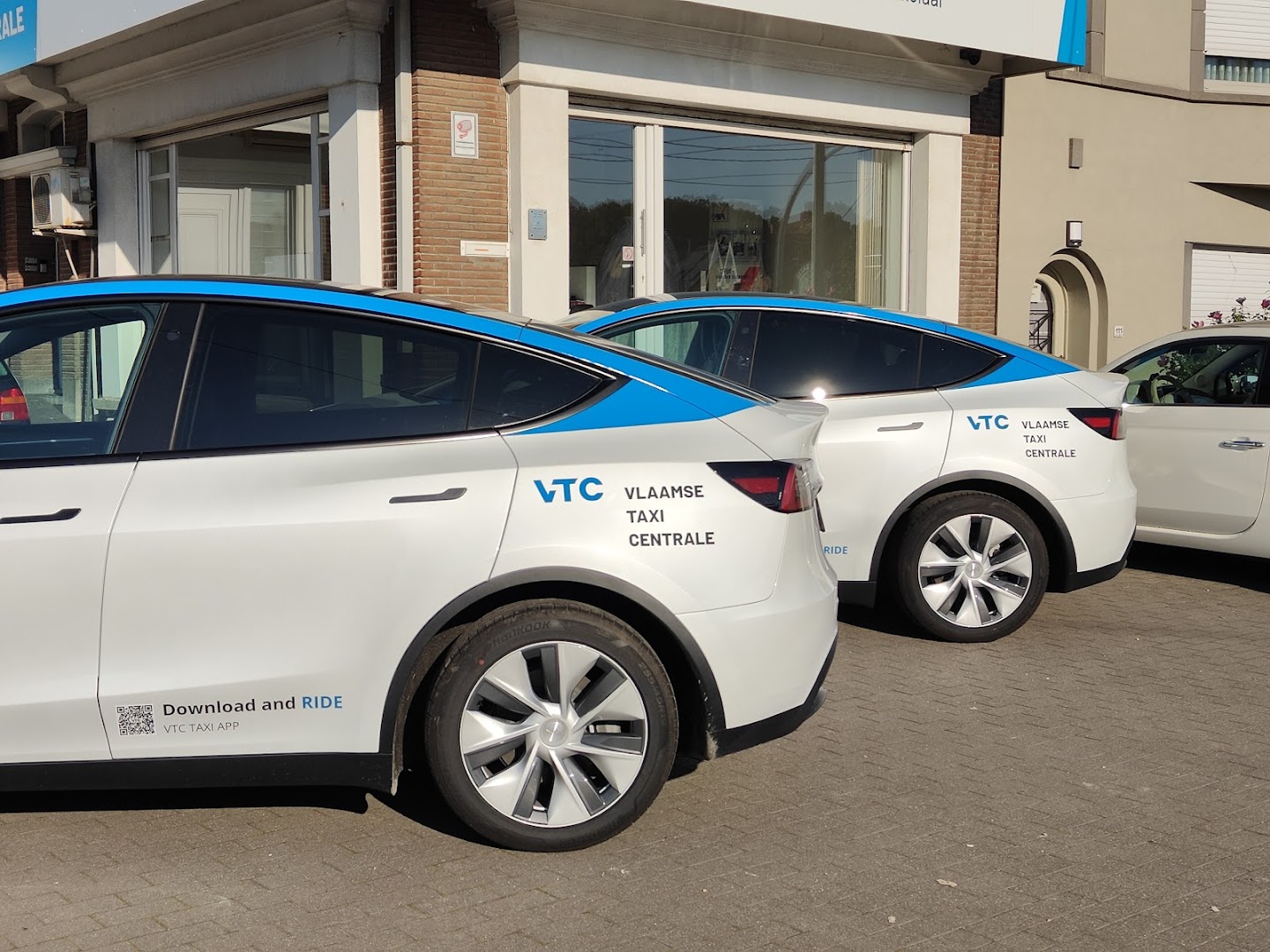 Foto van VTC Taxi - Voorheen bekend als Taxi Gilbert in Kuurne — Taxibedrijf (foto 1)
