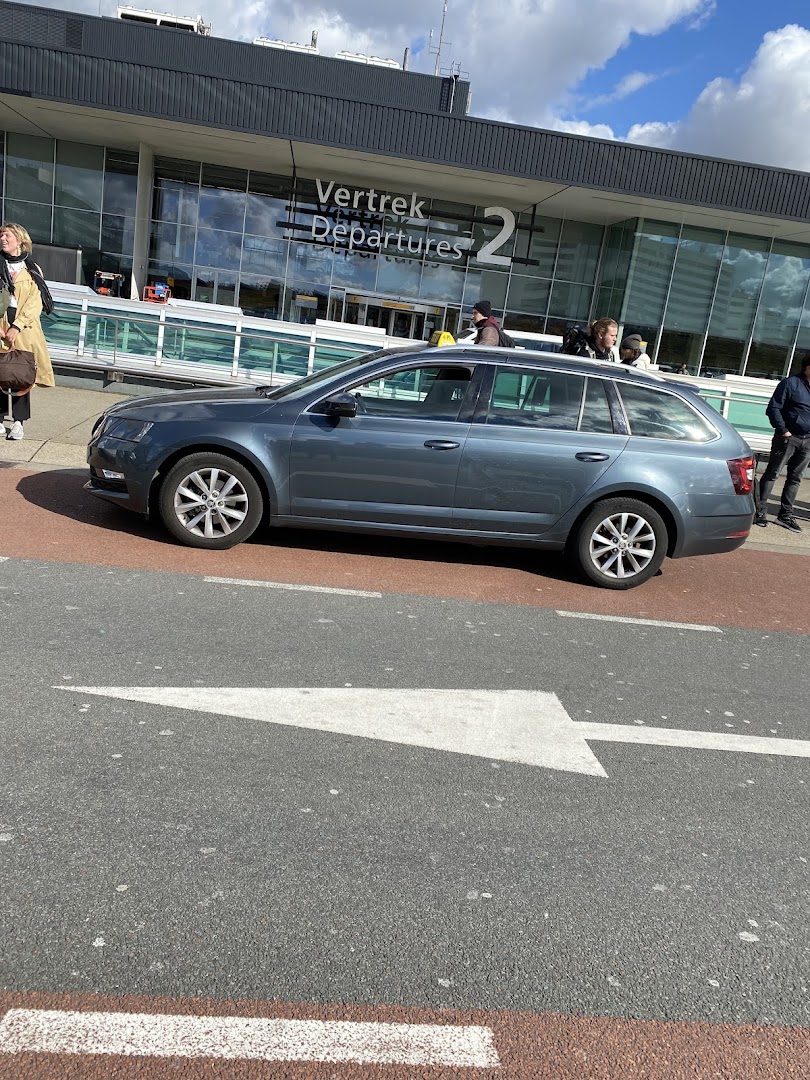 Foto van YELTAXI in Schoten — Taxibedrijf (foto 2)