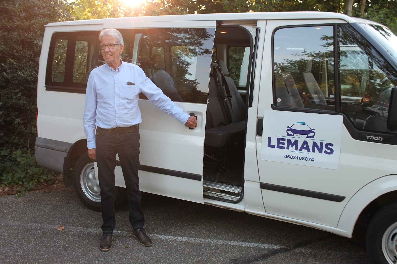 Foto van Taxi Lemans — Taxibedrijf (foto 2)