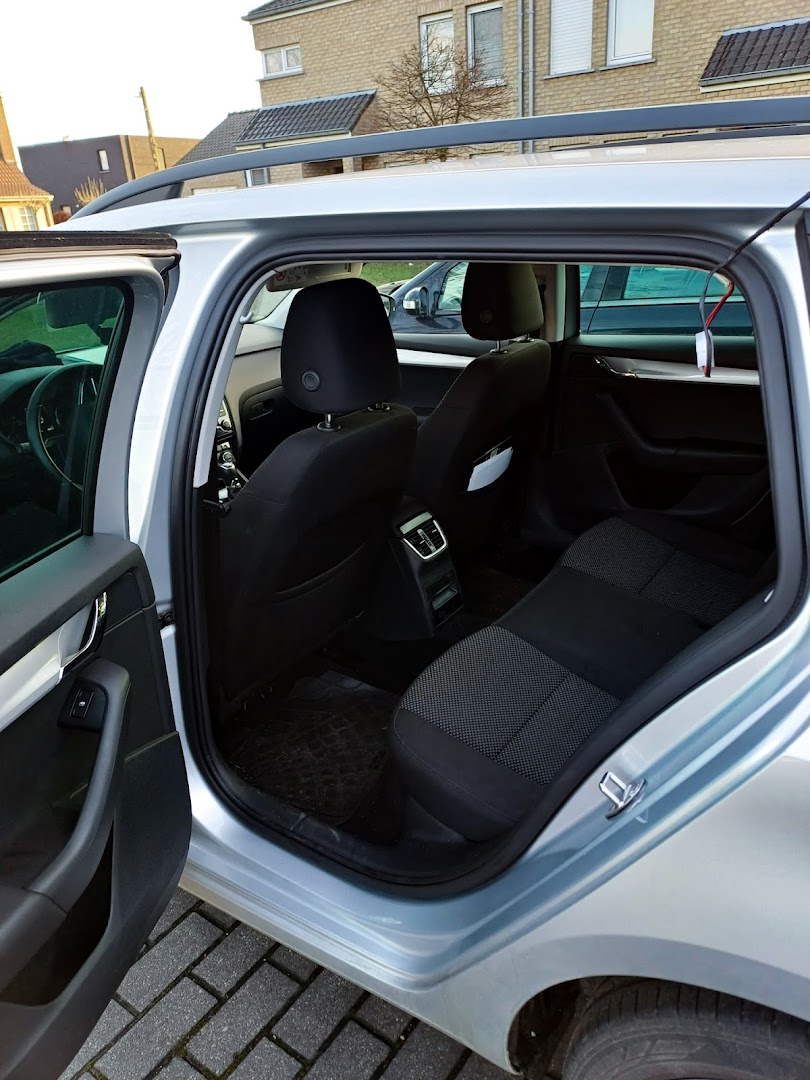 Foto van TAXI YAS in Waregem — Taxibedrijf (foto 3)