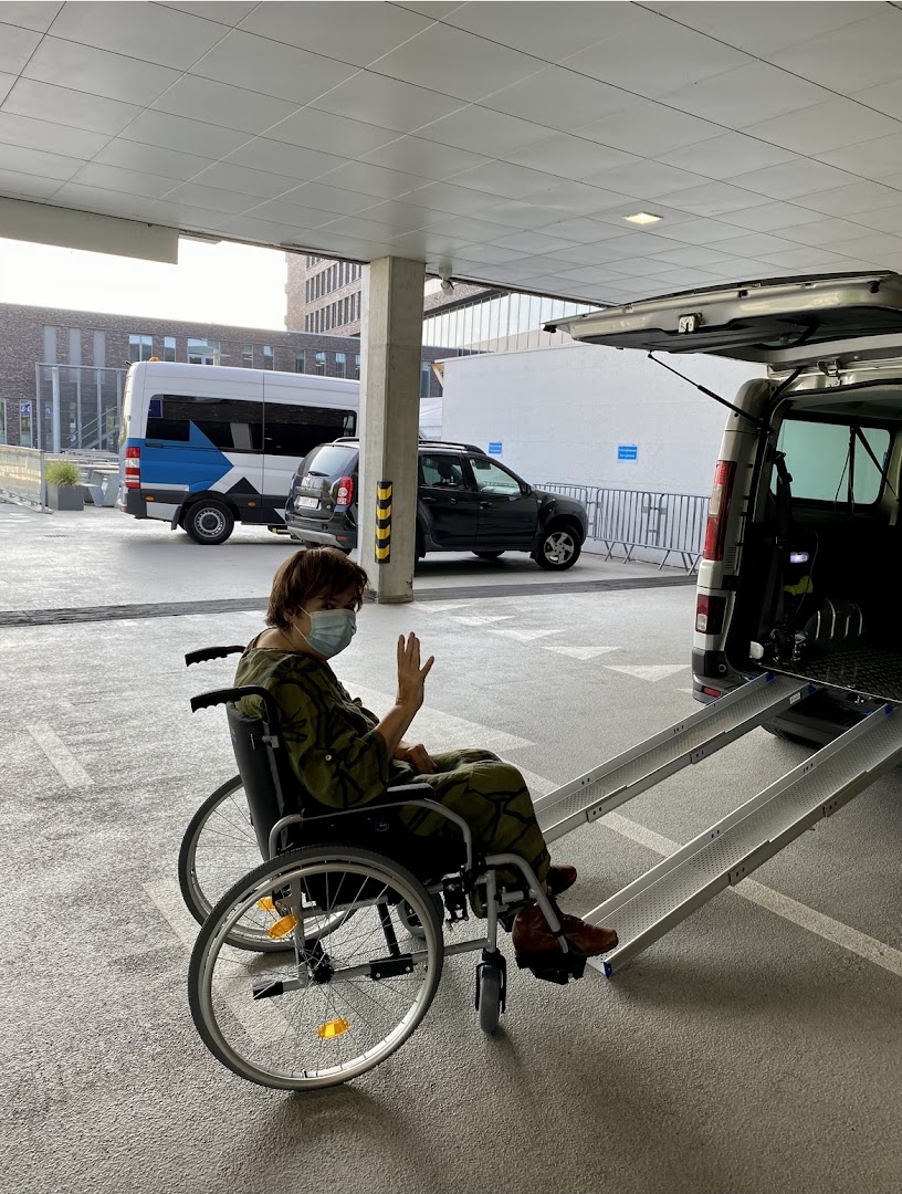 Foto van Taxi Yara in Zelzate — Taxibedrijf (foto 3)