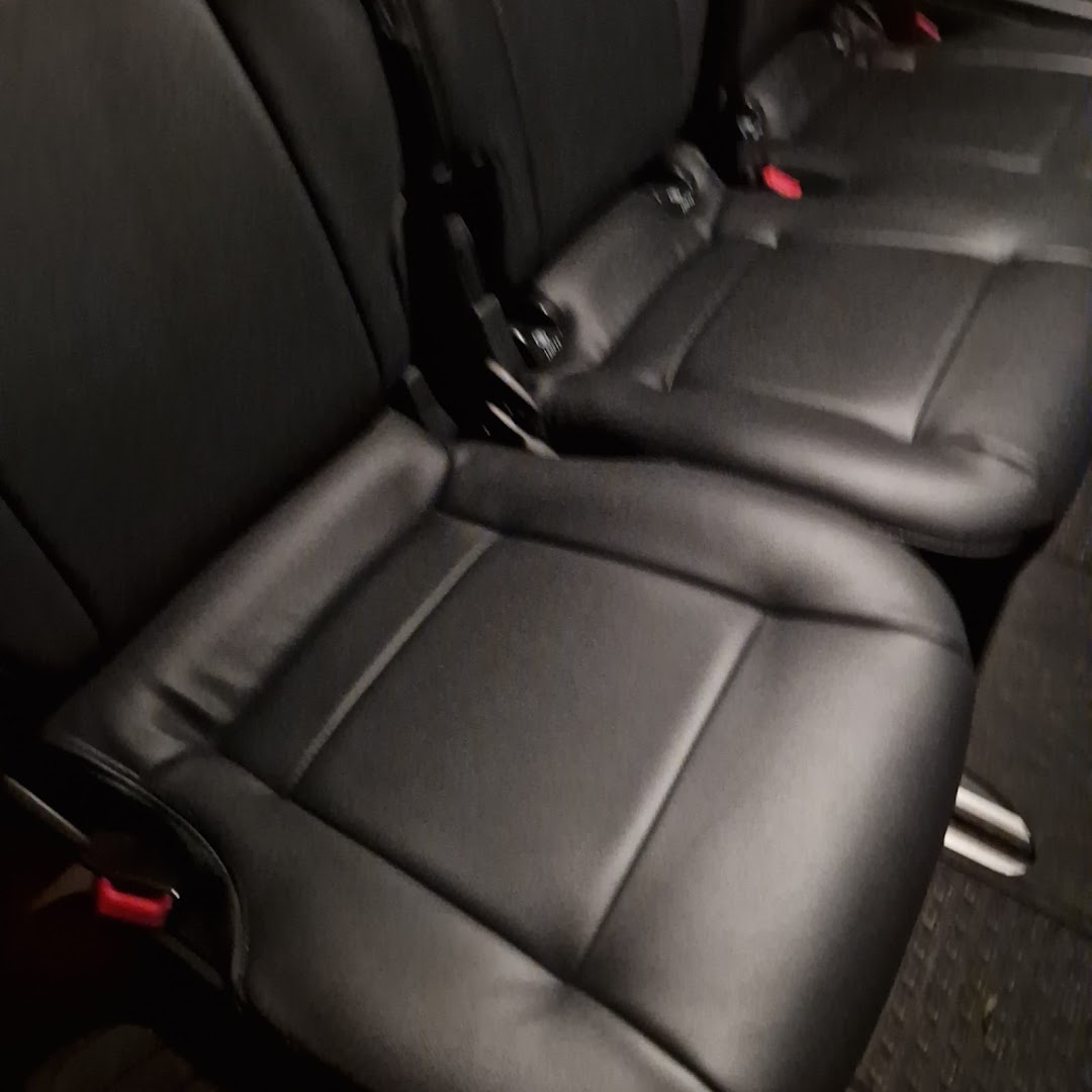 Foto van Taxi Brugge M&Y in Brugge — Minibustaxiservice (foto 3)