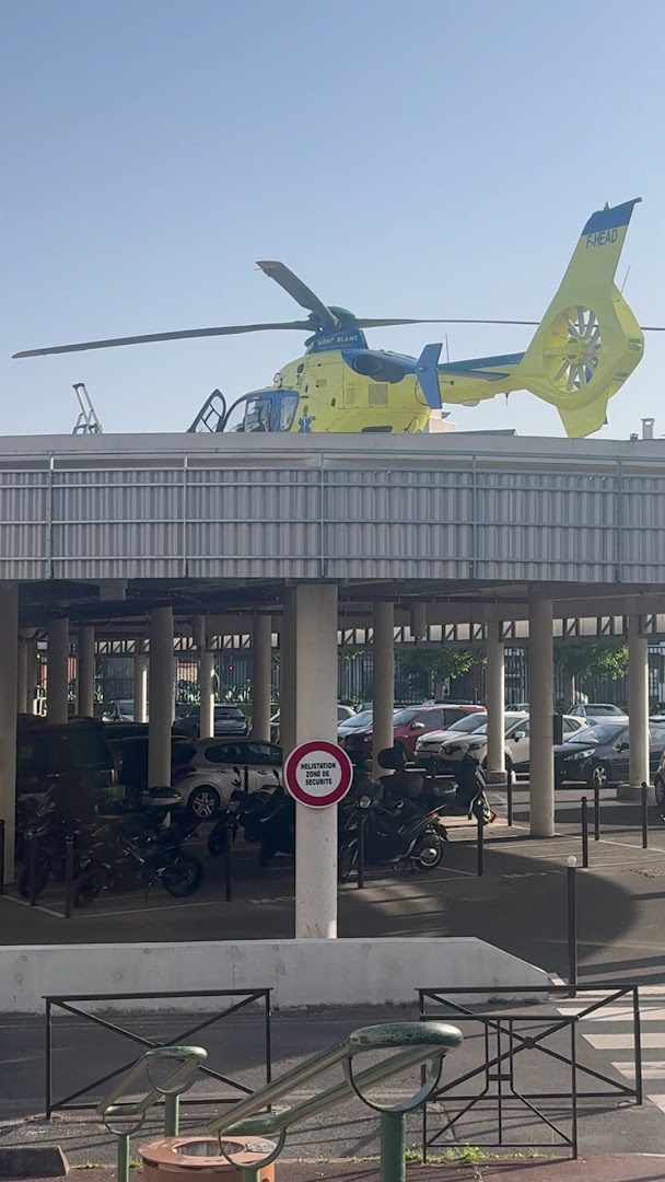 Foto van ⁠Activ Taxi Conventionné CPAM VSL – Dunkerque vers Lille in Dunkirk — Ambulancedienst (foto 2)