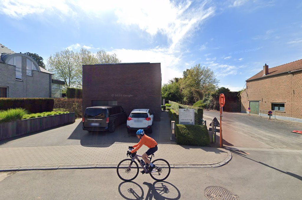 Foto van A-SERVICES | Airport & Business Travel in Tervuren — Chauffeursservice (foto 1)