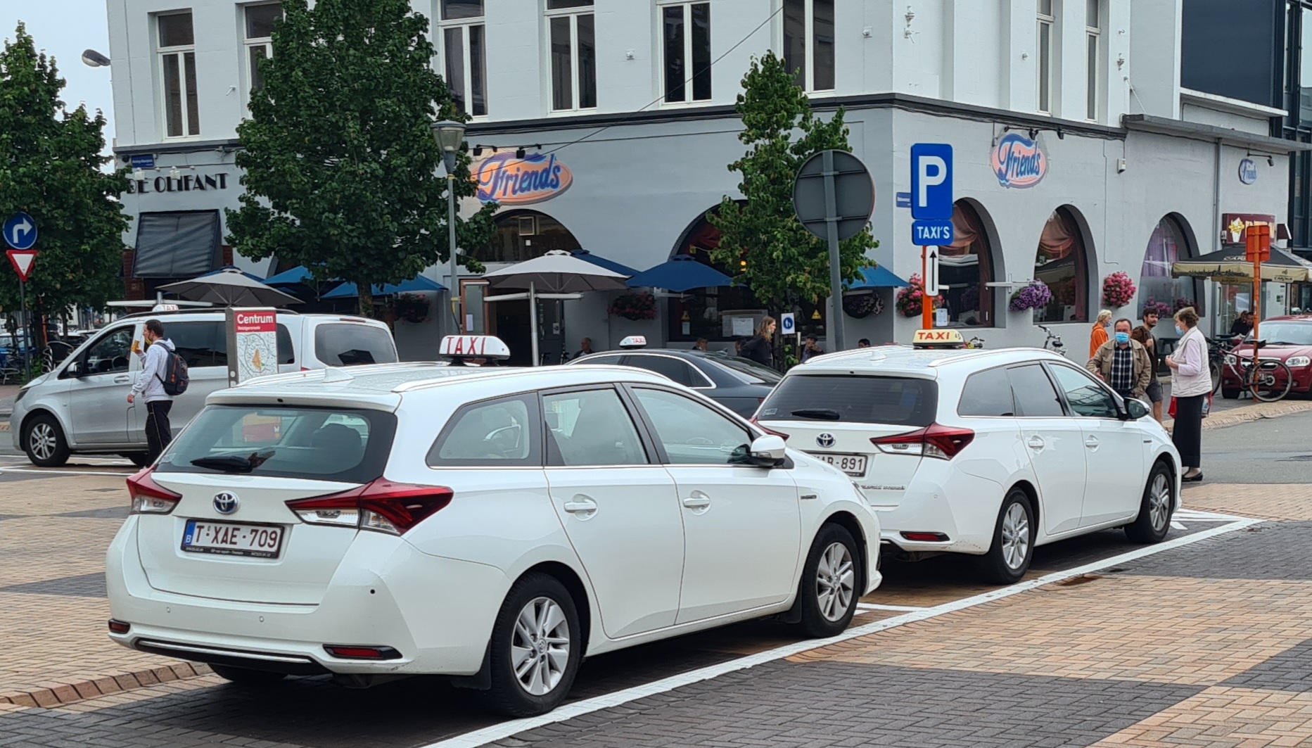 Foto van Royal taxi Mechelen in Mechelen — Taxibedrijf (foto 1)