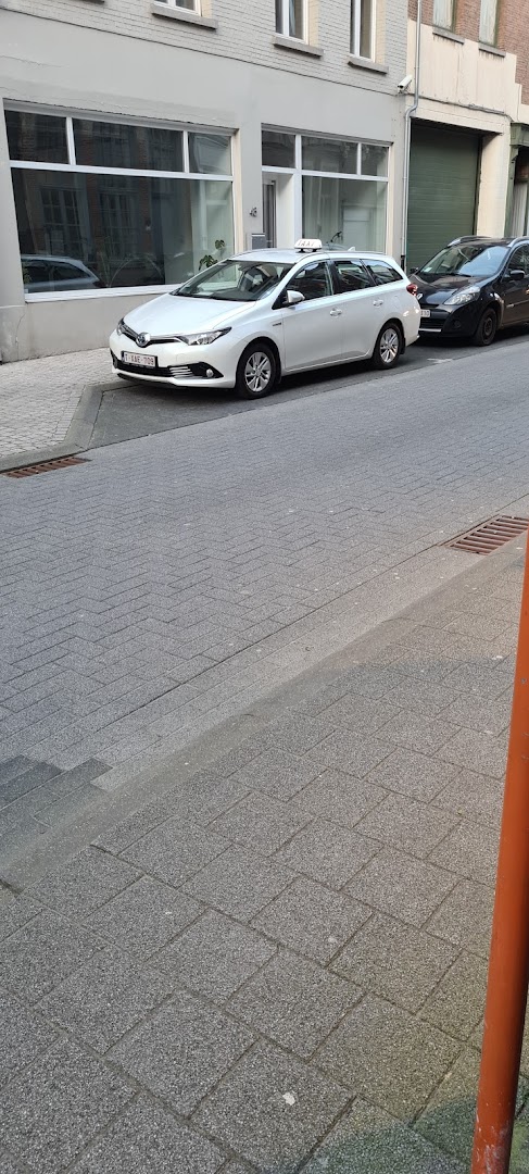 Foto van Royal taxi Mechelen in Mechelen — Taxibedrijf (foto 3)