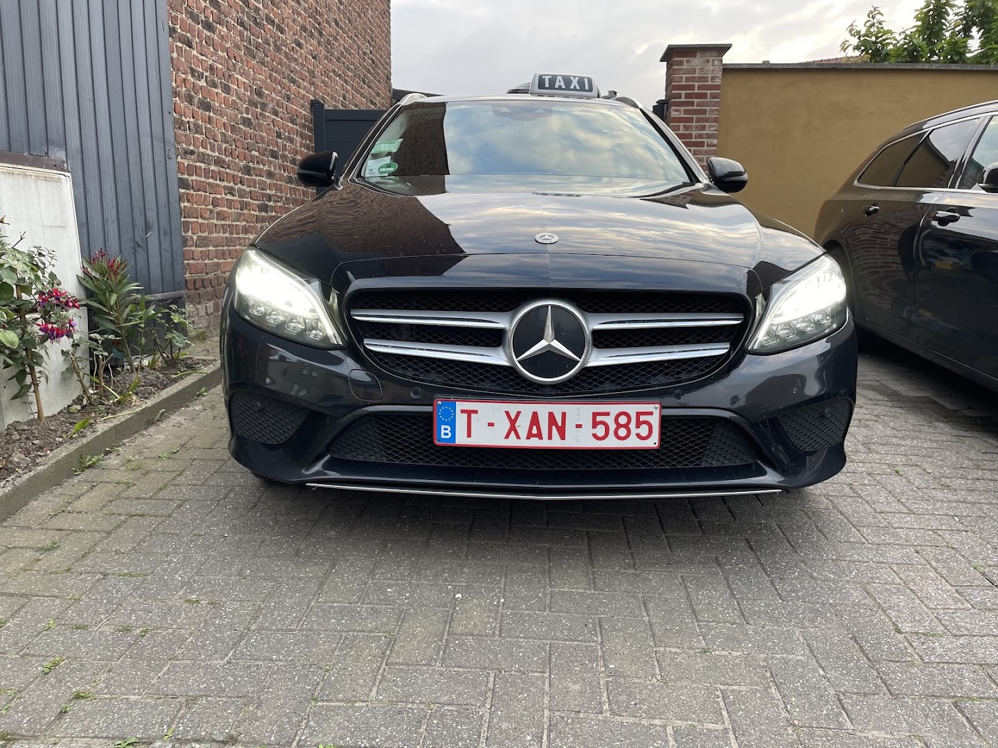 Foto van Taxi Akram in Aalst — Taxibedrijf (foto 3)