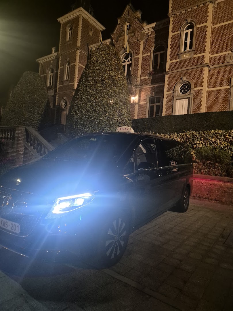 Foto van New Taxis De La Dyle Wavre in Wavre — Vervoer (foto 3)