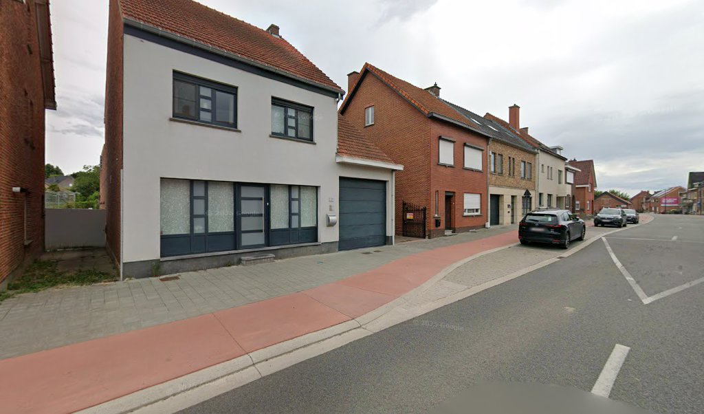 Foto van Taxi Roma in Nieuwerkerken — Taxibedrijf