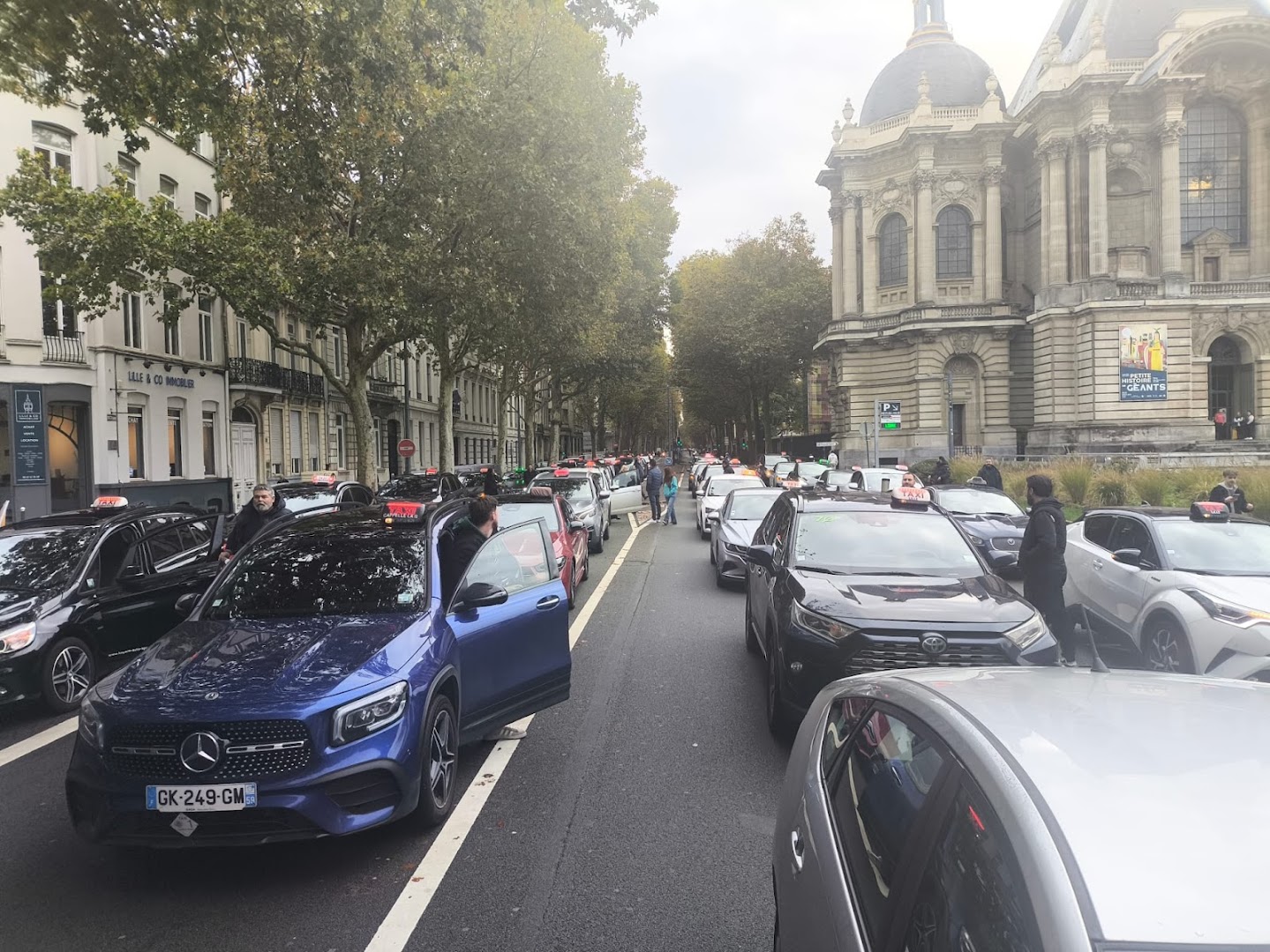 Foto van H24TAXIS lille in Halluin — Taxibedrijf (foto 2)