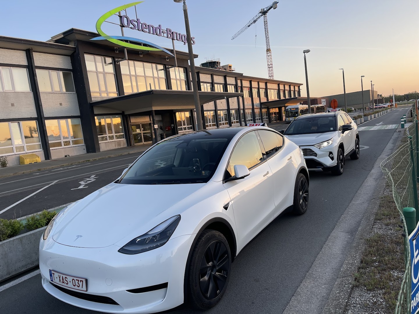 Foto van Taxi Hawa Oostende in Oostende — Taxibedrijf (foto 1)