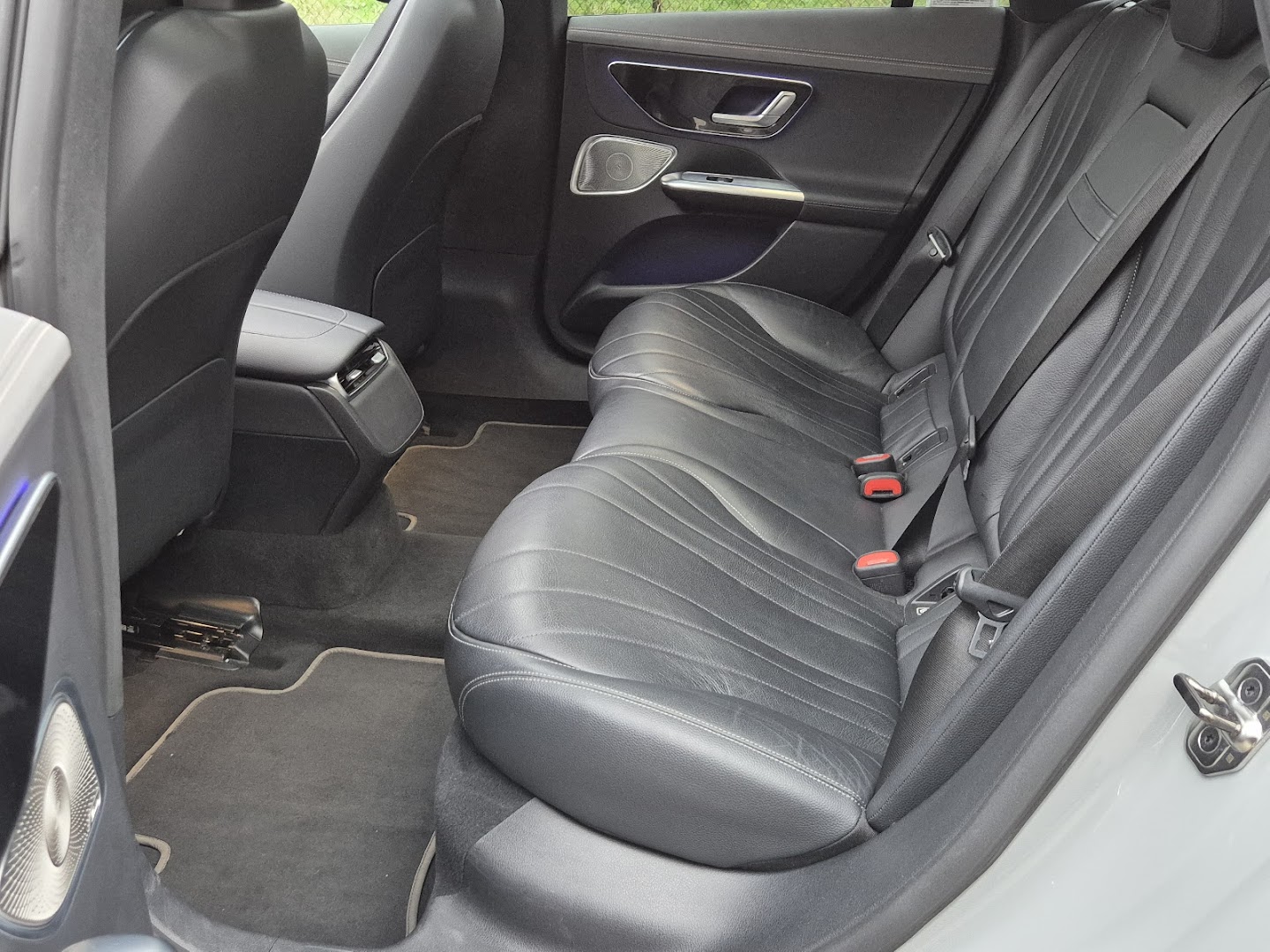 Foto van Luchthavenvervoer | Taxidienst Antwerpen | Taxi SIM in Mortsel — Taxibedrijf (foto 3)