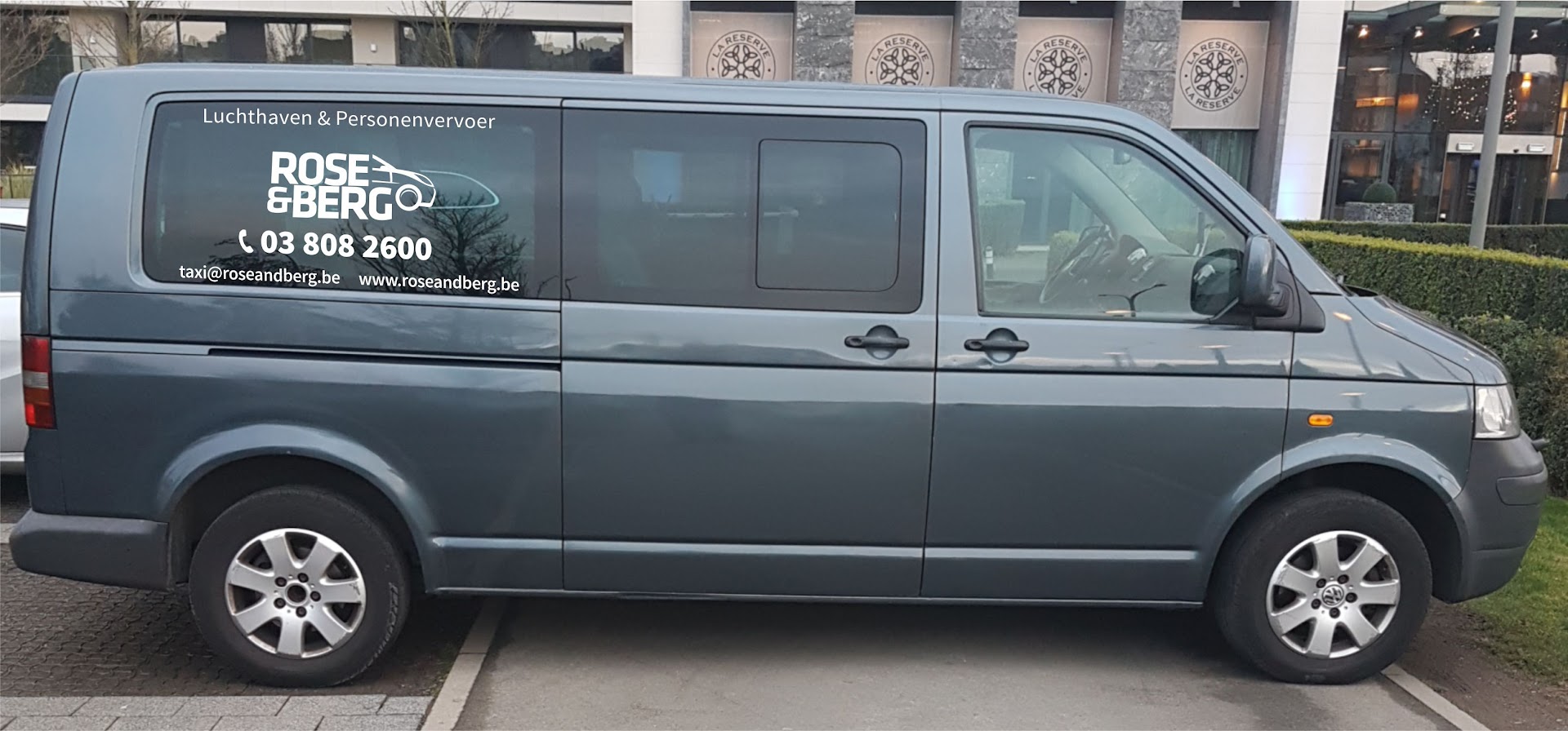 Foto van Taxi Rose & Berg🚖 in Antwerpen — Taxibedrijf (foto 2)