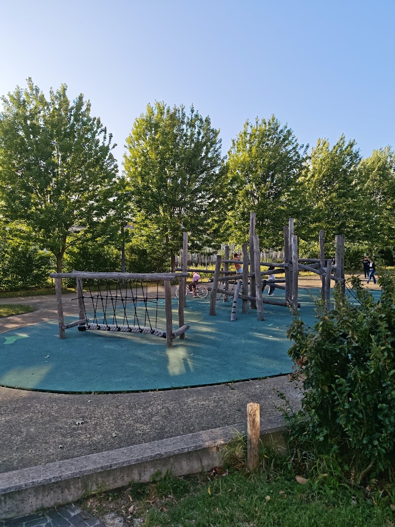 Foto van L28 Park - Thurn en Taxis Park in Sint-Jans-Molenbeek — Park (foto 3)
